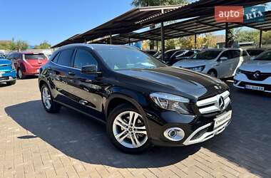 Mercedes-Benz GLA-Class  2019