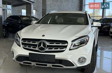 Mercedes-Benz GLA-Class  2019