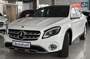 Mercedes-Benz GLA-Class  2019