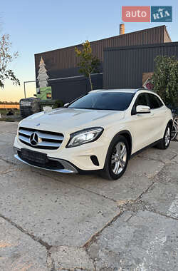 Mercedes-Benz GLA-Class 2016