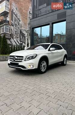 Mercedes-Benz GLA-Class  2017