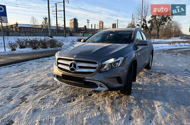 Mercedes-Benz GLA-Class 2015