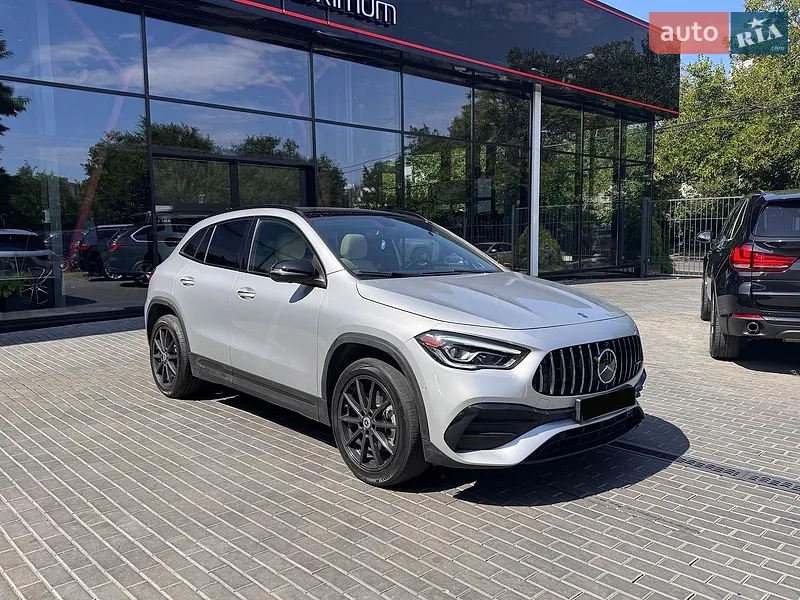 Mercedes-Benz GLA-Class 2020