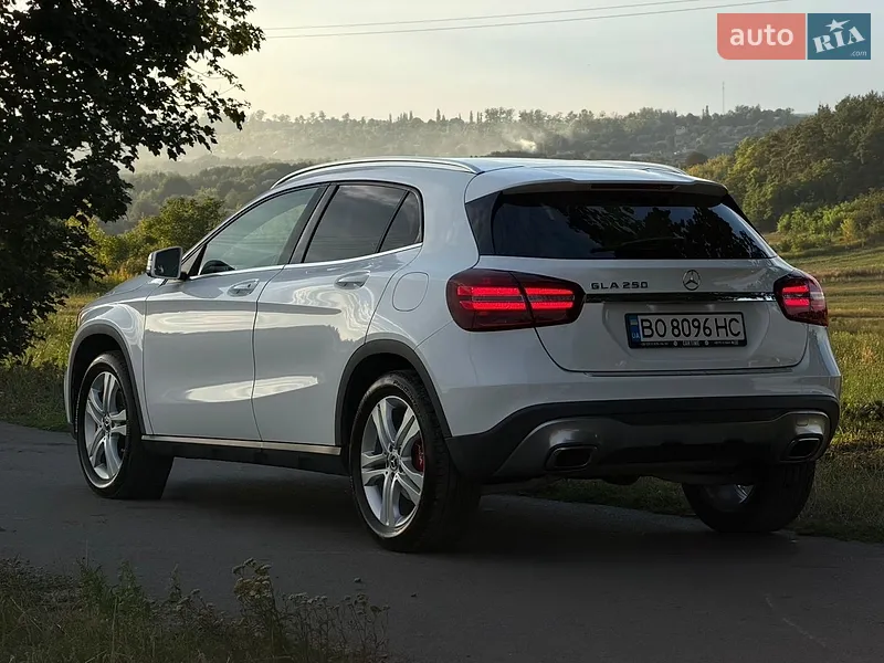 Mercedes-Benz GLA-Class