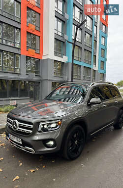 Mercedes-Benz GLB-Class  2022
