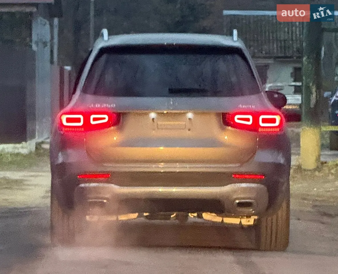 2021 Mercedes-Benz GLB - мініатюра 3