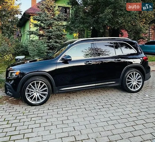 Mercedes-Benz GLB-Class