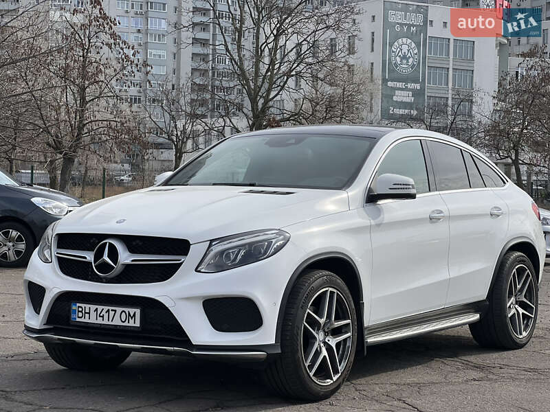Позашляховик / Кросовер Mercedes-Benz GLC-Class Coupe
