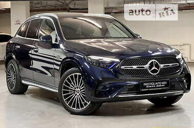 Mercedes-Benz GLC-Class  2023