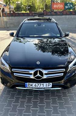 Mercedes-Benz GLC-Class  2019