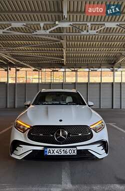 Mercedes-Benz GLC-Class  2023