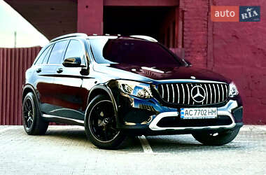 Mercedes-Benz GLC-Class  2017