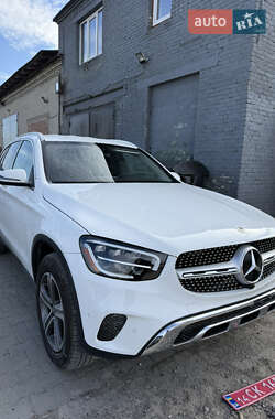 Mercedes-Benz GLC-Class  2021