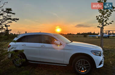 Mercedes-Benz GLC-Class 2019