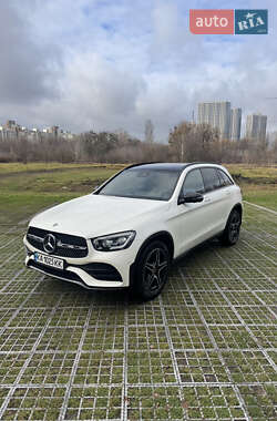 Mercedes-Benz GLC-Class  2019