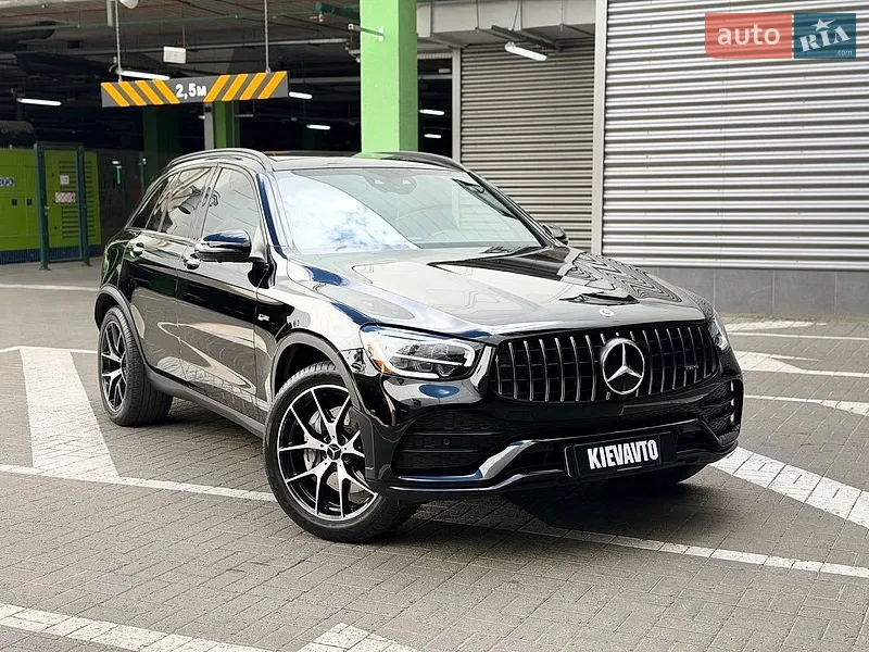 Mercedes-Benz GLC-Class 2021