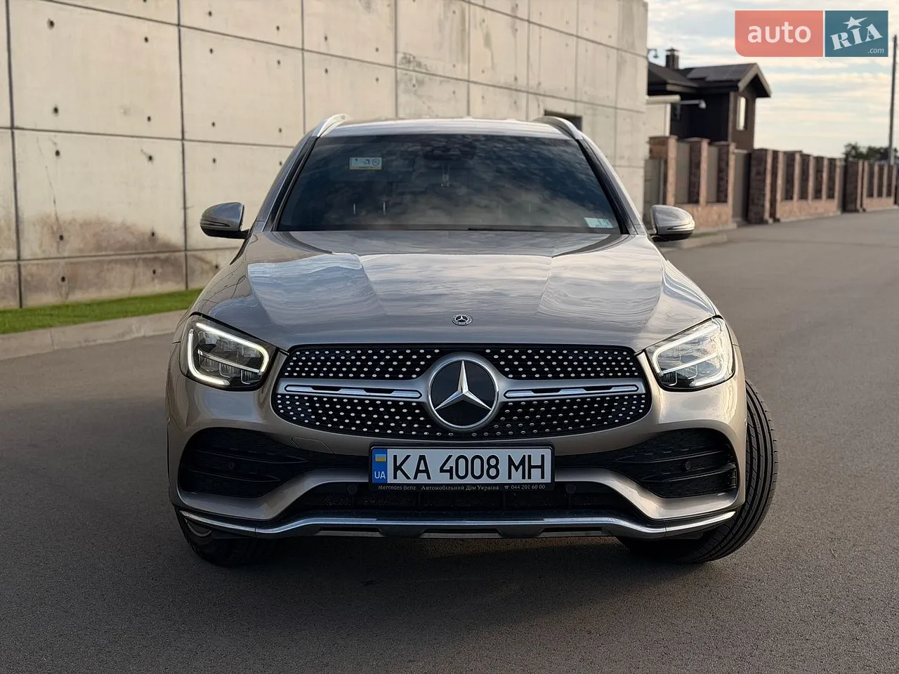2019 Mercedes-Benz GLC - мініатюра 2