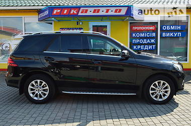 Mercedes-Benz GLE-Class  2017