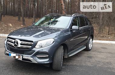 Mercedes-Benz GLE-Class 4MATIC 2016