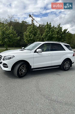 Mercedes-Benz GLE-Class  2016