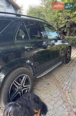 Mercedes-Benz GLE-Class  2021