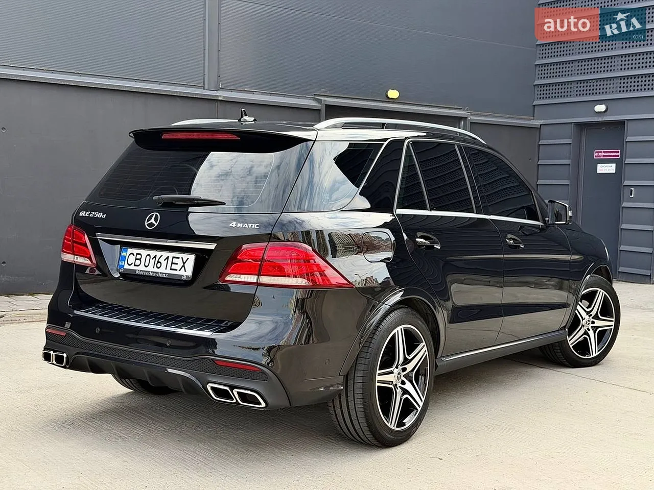 2015 Mercedes-Benz GLE - мініатюра 2