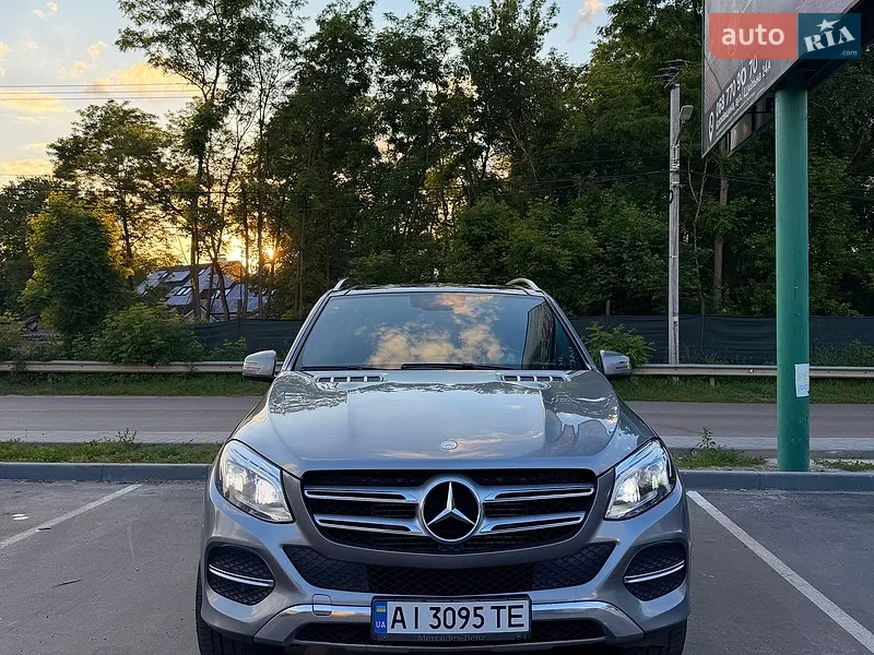Mercedes-Benz GLE-Class 2015