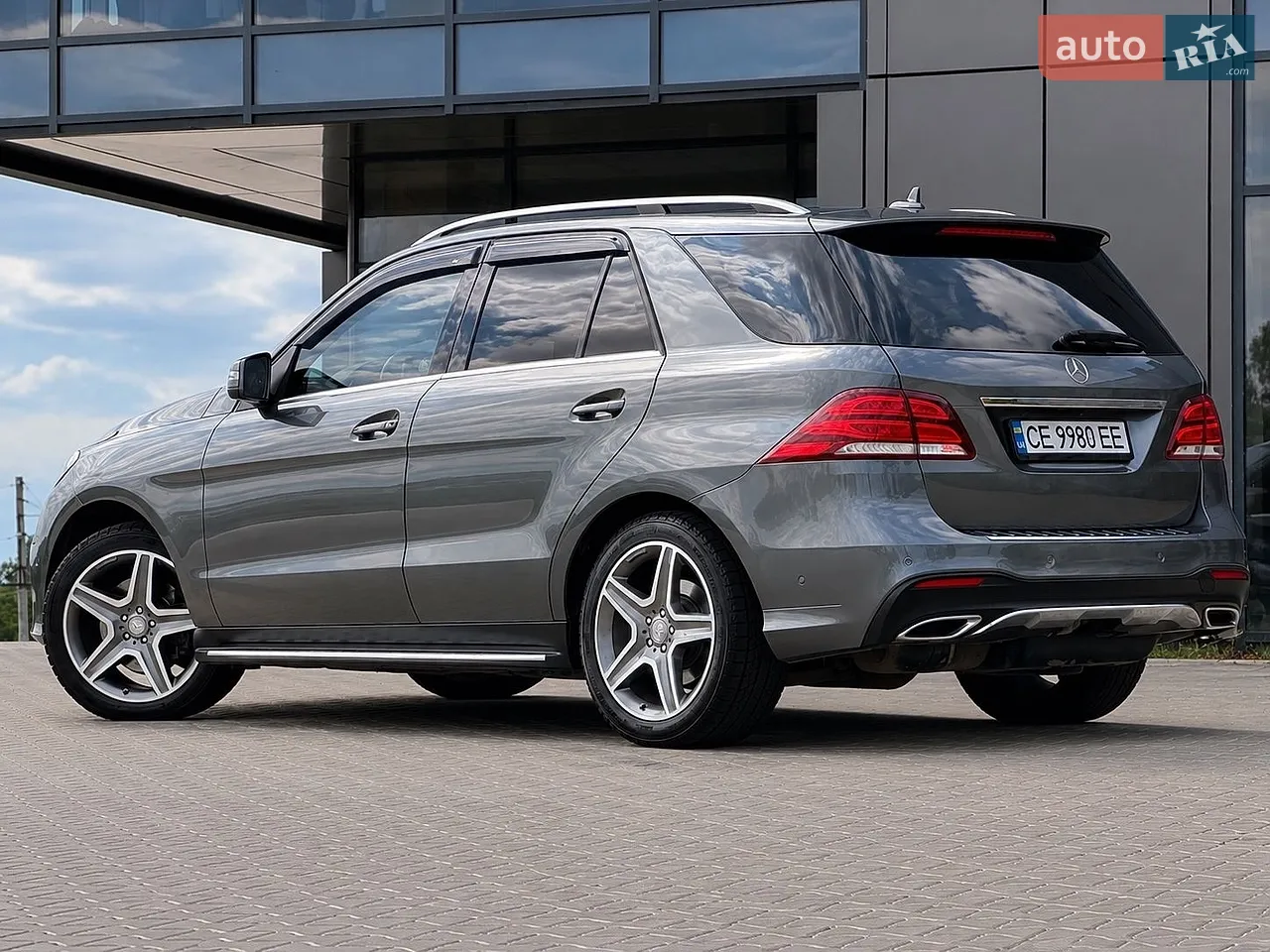 2016 Mercedes-Benz GLE - мініатюра 4