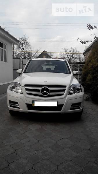 Позашляховик / Кросовер Mercedes-Benz GLK-Class