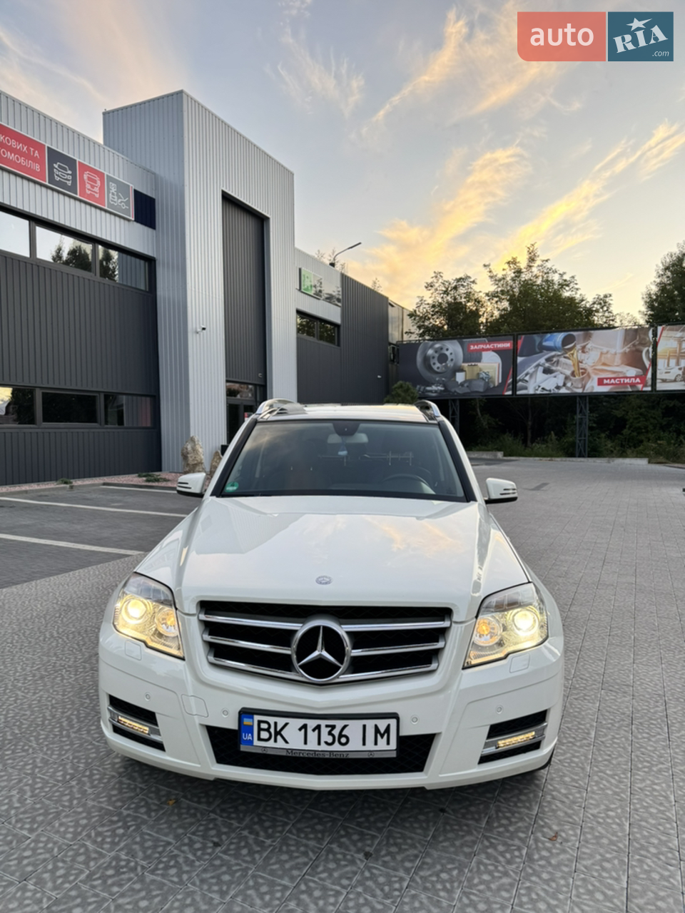 2010 Mercedes-Benz GLK-klasse - мініатюра 2