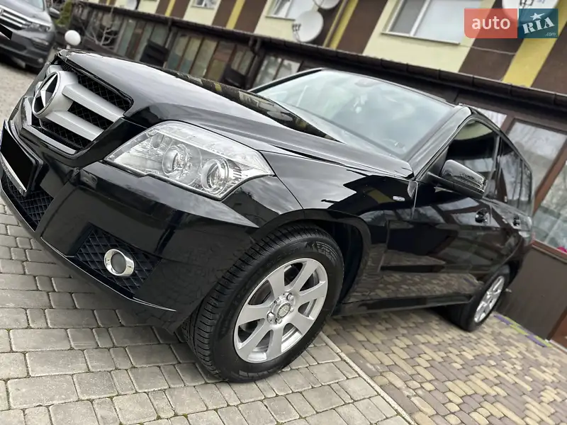 Mercedes-Benz GLK-Class 2011