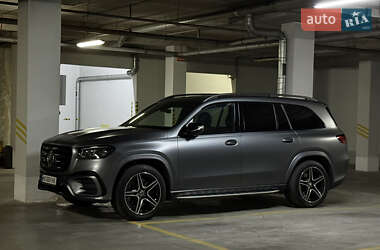 Mercedes-Benz GLS-Class  2023