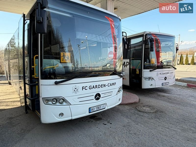 Mercedes-Benz Intouro