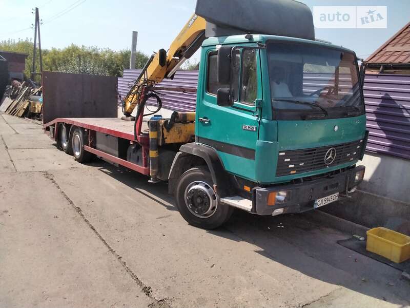 Евакуатор Mercedes-Benz LK-Series