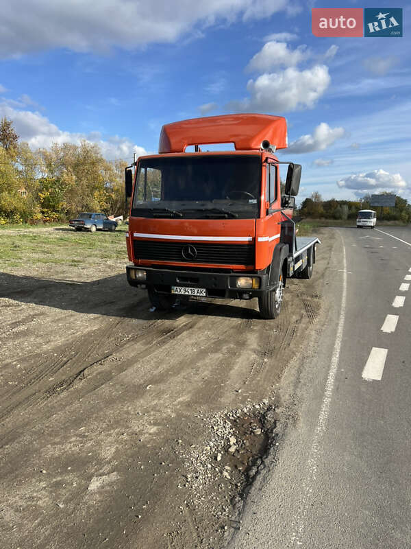 Эвакуатор Mercedes-Benz LK-Series