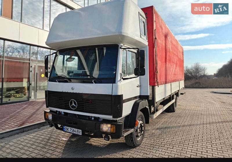 Тентованый Mercedes-Benz LK-Series