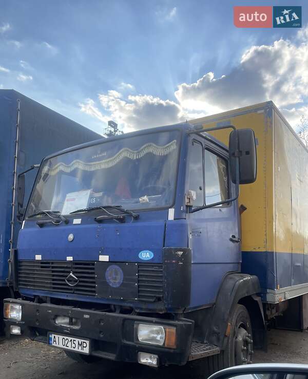 Грузовой фургон Mercedes-Benz LN-Series