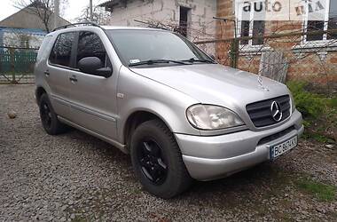 Mercedes-Benz M-Class  1999