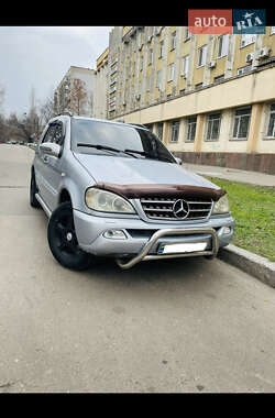 Mercedes-Benz M-Class 1998