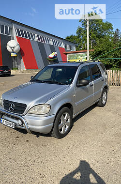 Mercedes-Benz M-Class  2000