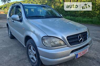 Mercedes-Benz M-Class  2002