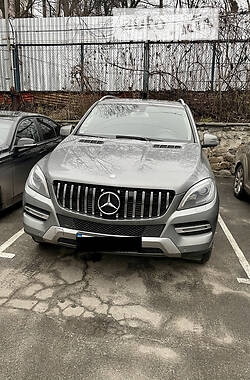 Mercedes-Benz M-Class  2013