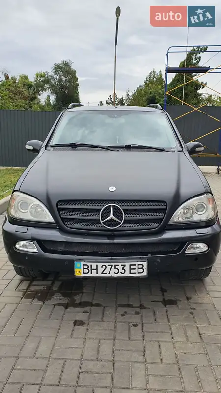 Mercedes-Benz M-Class 2003