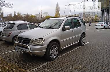 Mercedes-Benz M-Class  1999