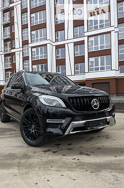 Mercedes-Benz M-Class  2012