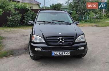 Mercedes-Benz M-Class 2004