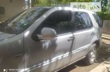 Mercedes-Benz M-Class  2000