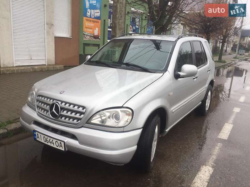 Mercedes-Benz M-Class