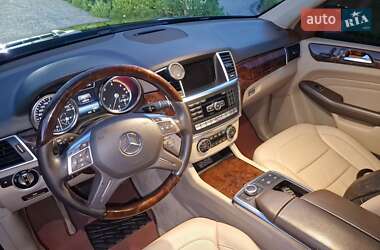 Mercedes-Benz M-Class  2015