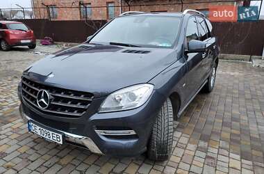 Mercedes-Benz M-Class  2011